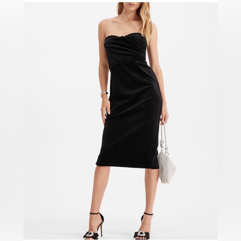 Velvet strapless dress